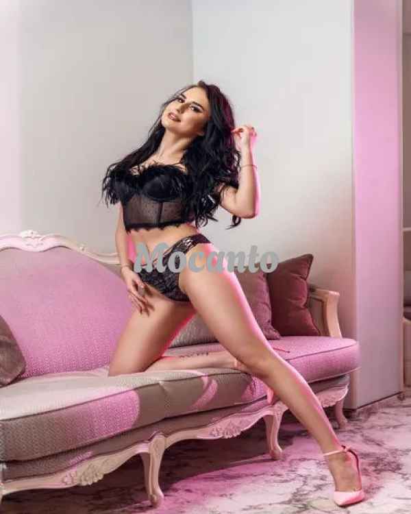 Low Price 100% Genuine VIP Call Girls Near Me