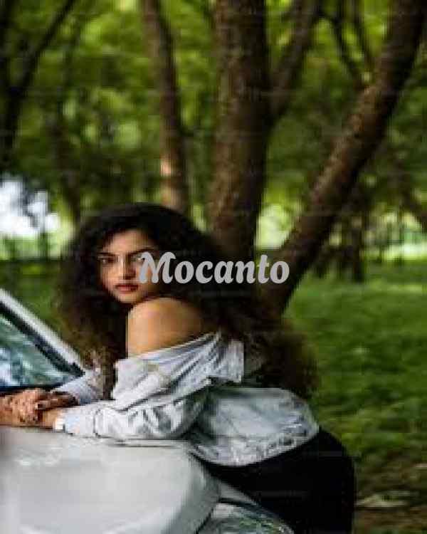 Meet the Captivating African Beauties of Mumbai Red Light Scene
