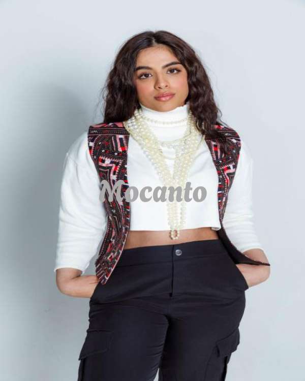 Affordable cost elite pleasure with call girl in Malda