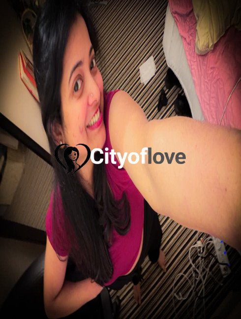 I am Ayushi Jain Cash Payment Available No Broker No Agent